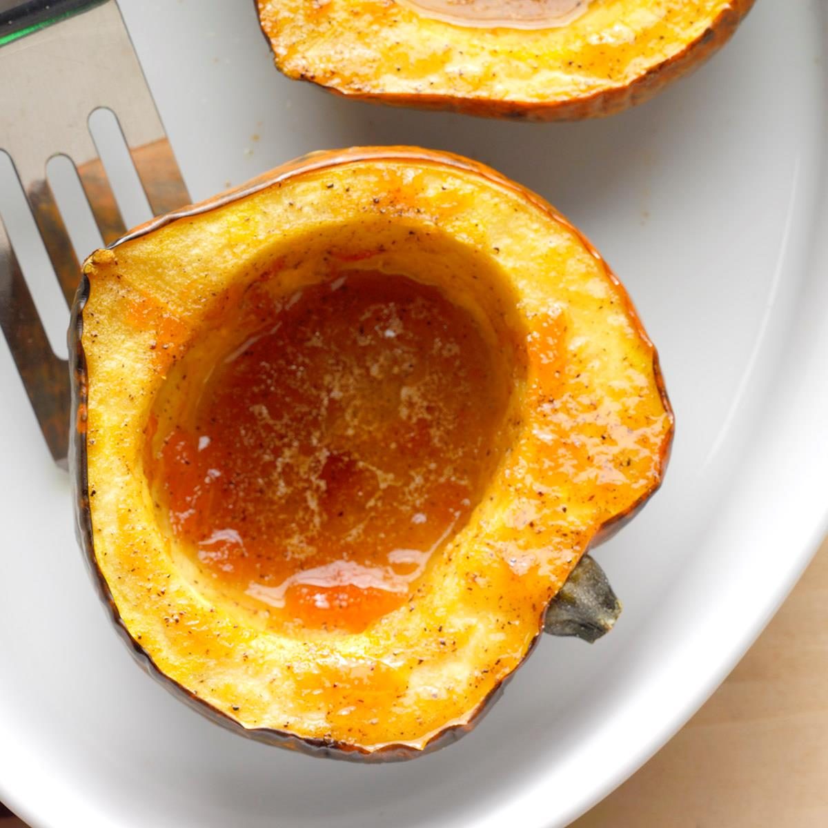 Apricot-Ginger Acorn Squash