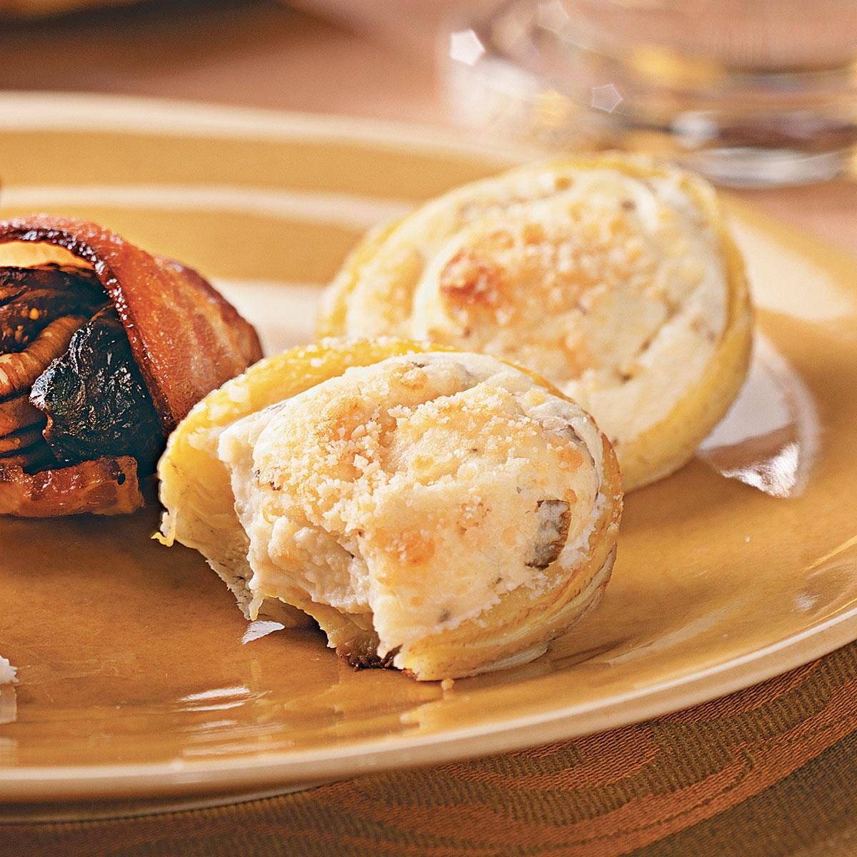 Stuffed Artichoke Bottoms