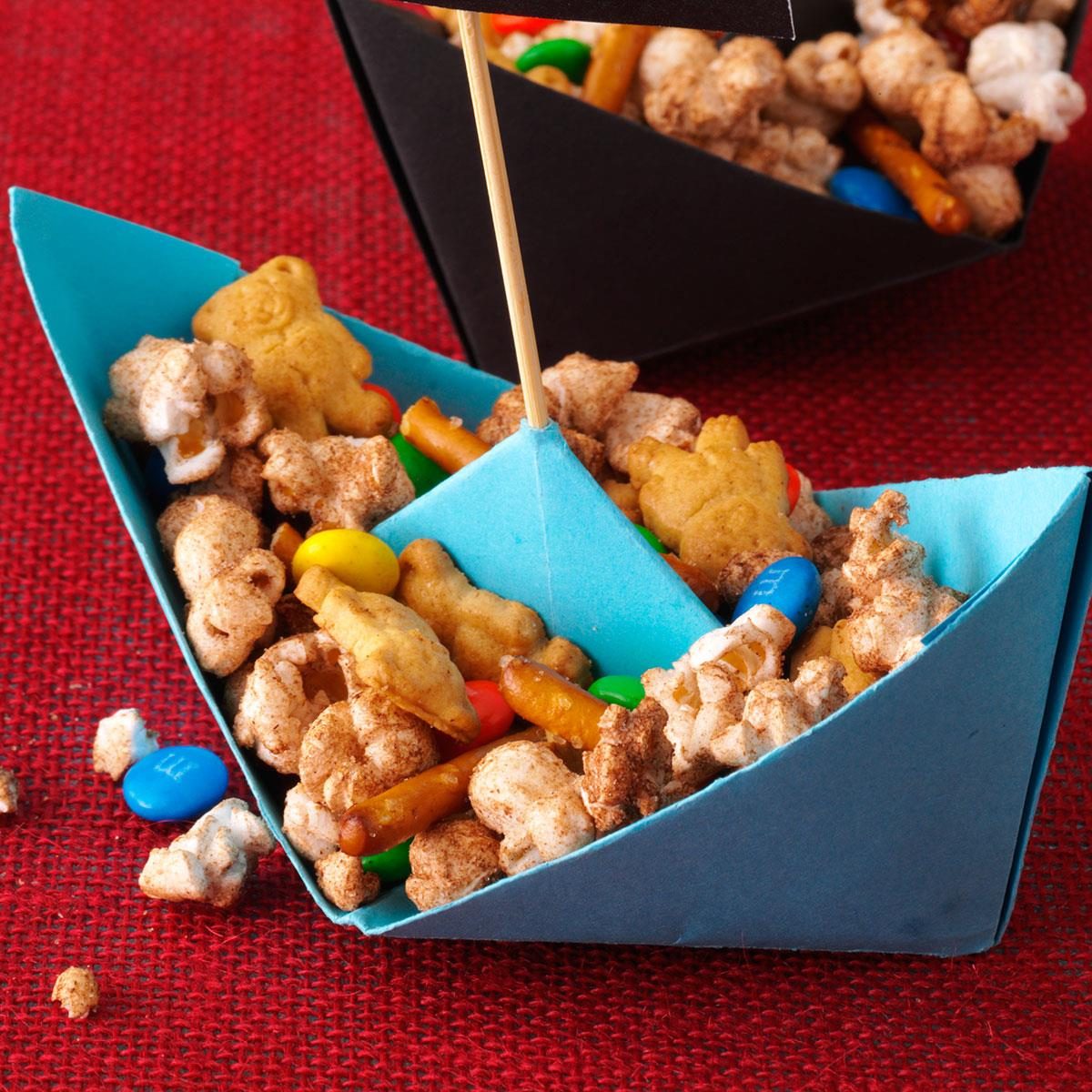 Sweet Popcorn Snack Mix