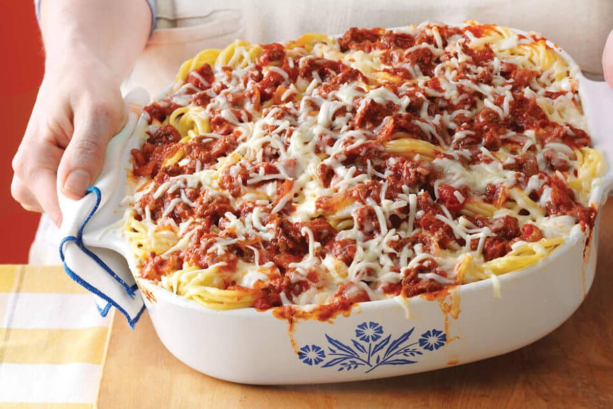 This Vintage Baking Set Is Finally Back on the Shelves