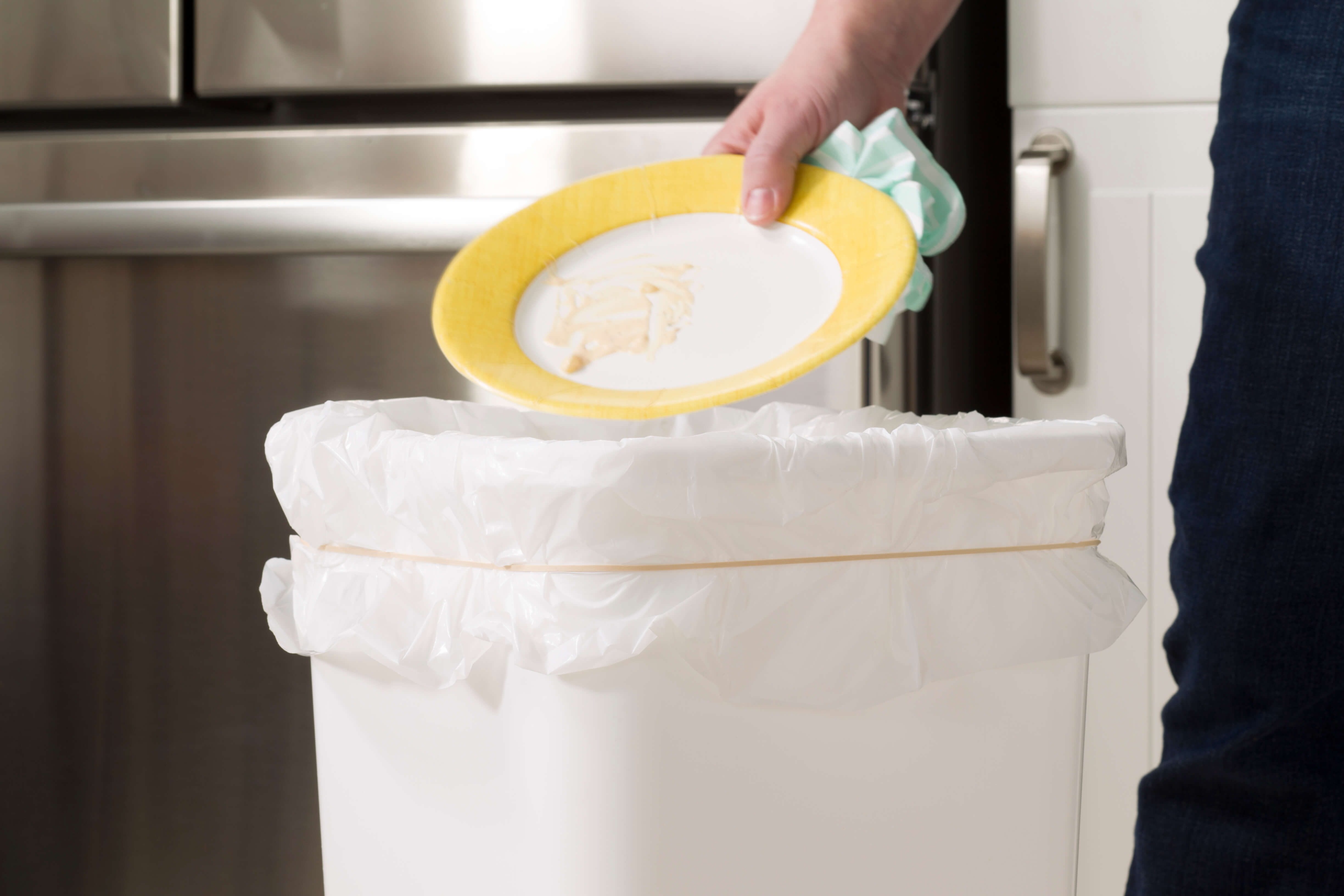 rubberbands,rubberband,kitchen,garbage