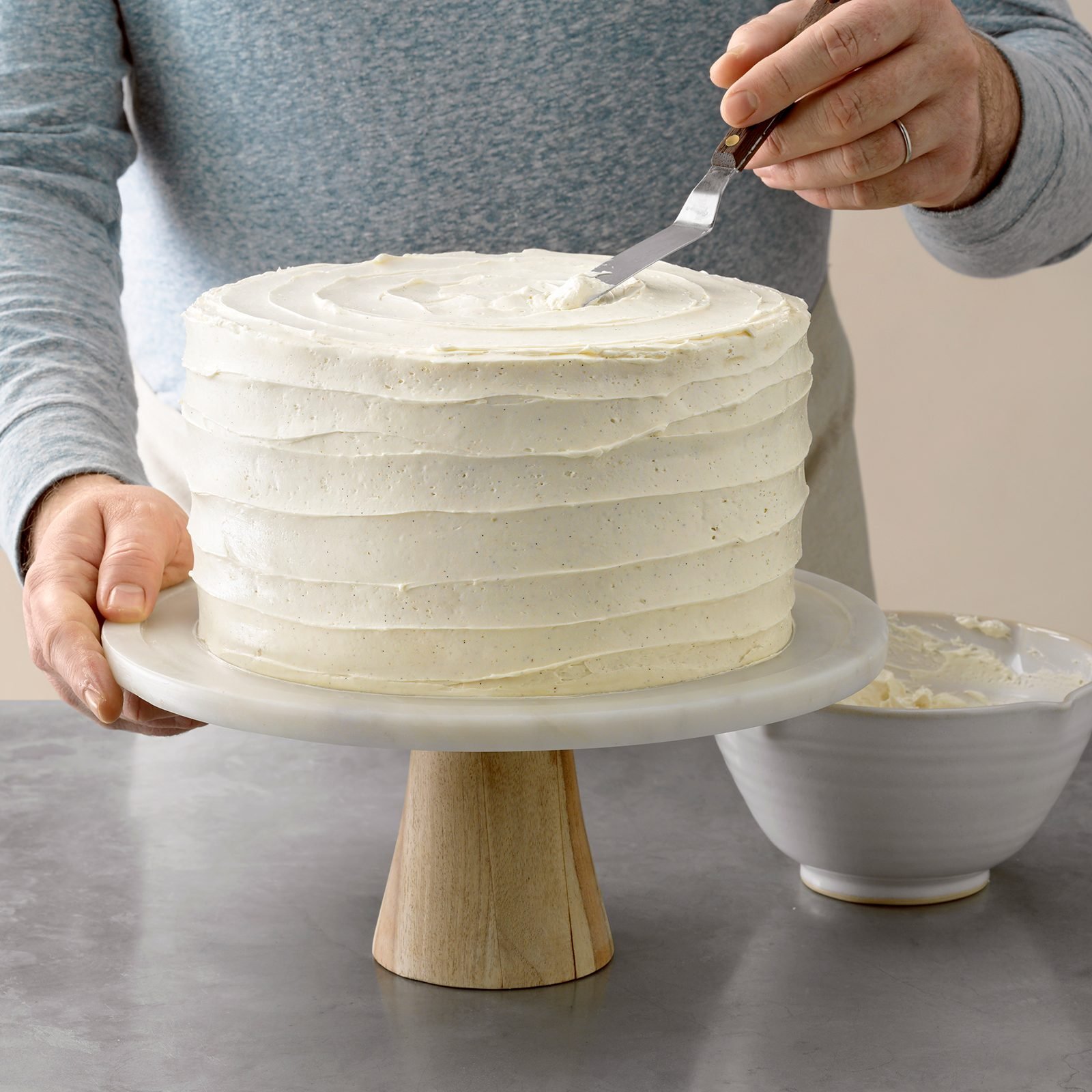 5 Types of Buttercream Frosting to Top Your Cake