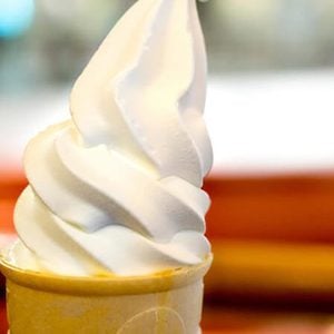 Vanilla ice cream cone