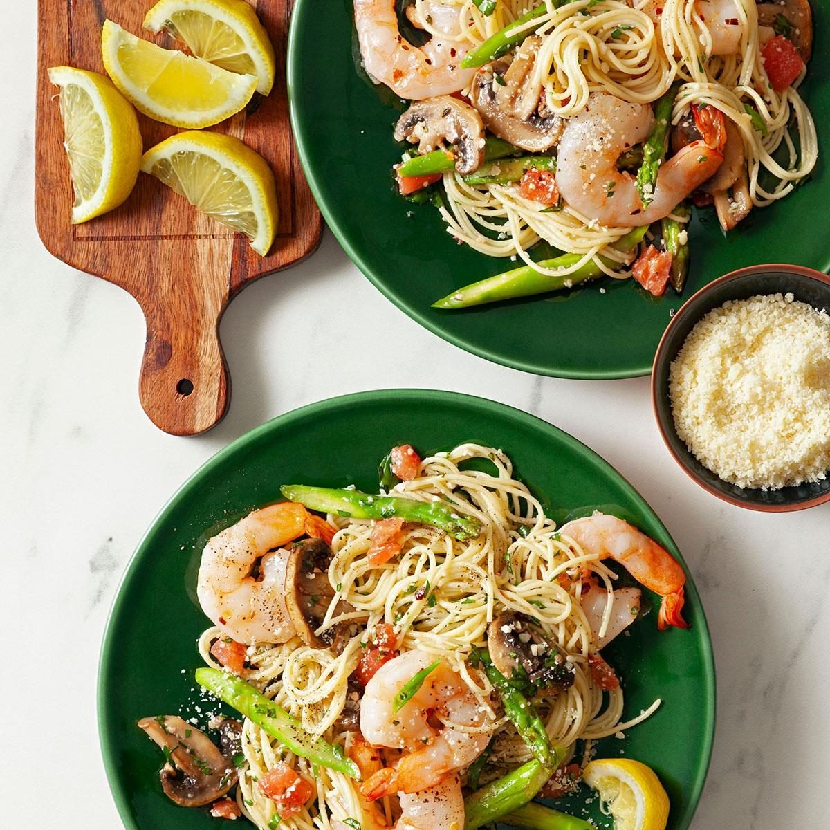 Asparagus And Shrimp With Angel Hair Exps Ft24 27517 0424 Jr 02