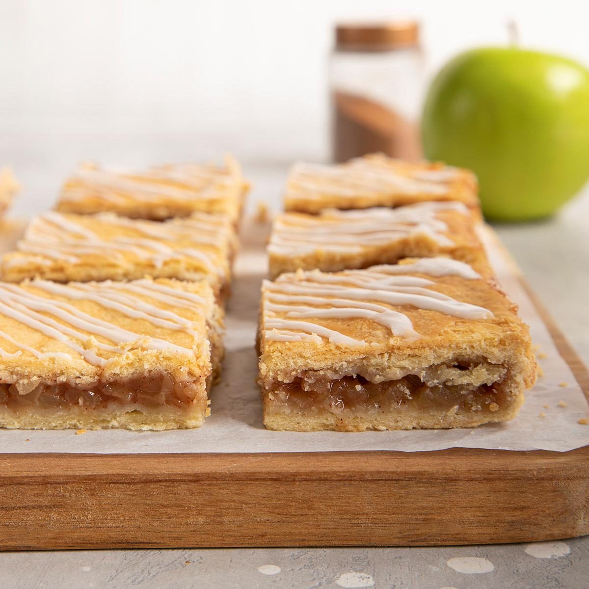 Glazed Apple Pie Bars