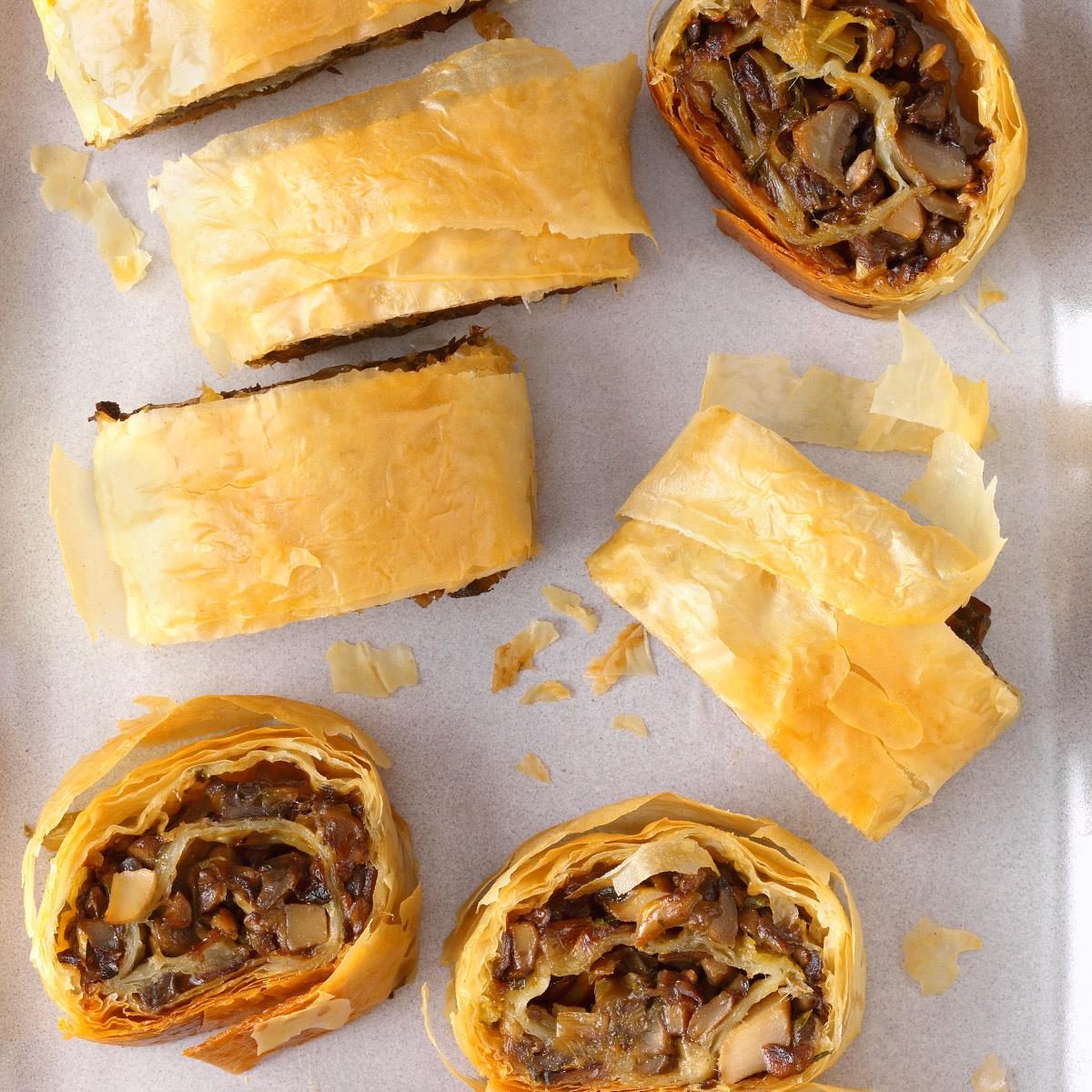 Mushroom Leek Strudel Exps Thca22 65721 B10 19 1b