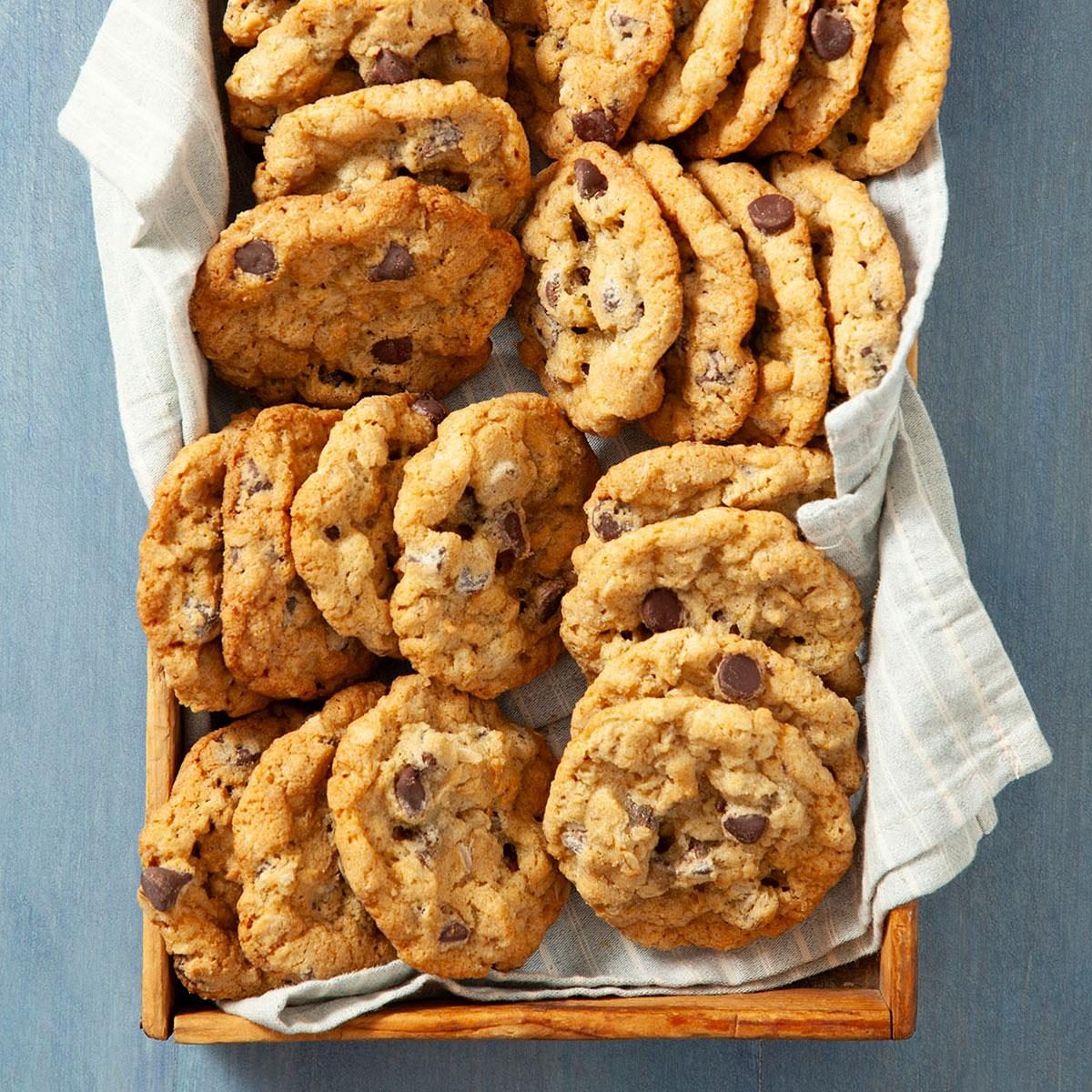 Oatmeal-Chocolate Chip Cookies