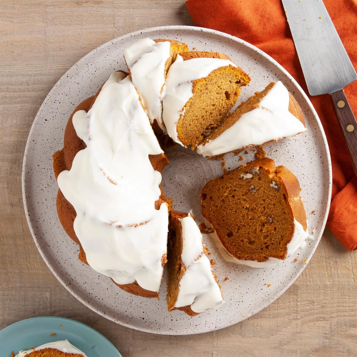 41 Decadent Thanksgiving Cake Recipes