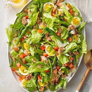 Quick Nicoise Salad Exps Tohcom24 109626 P2 Md 04 30 10b