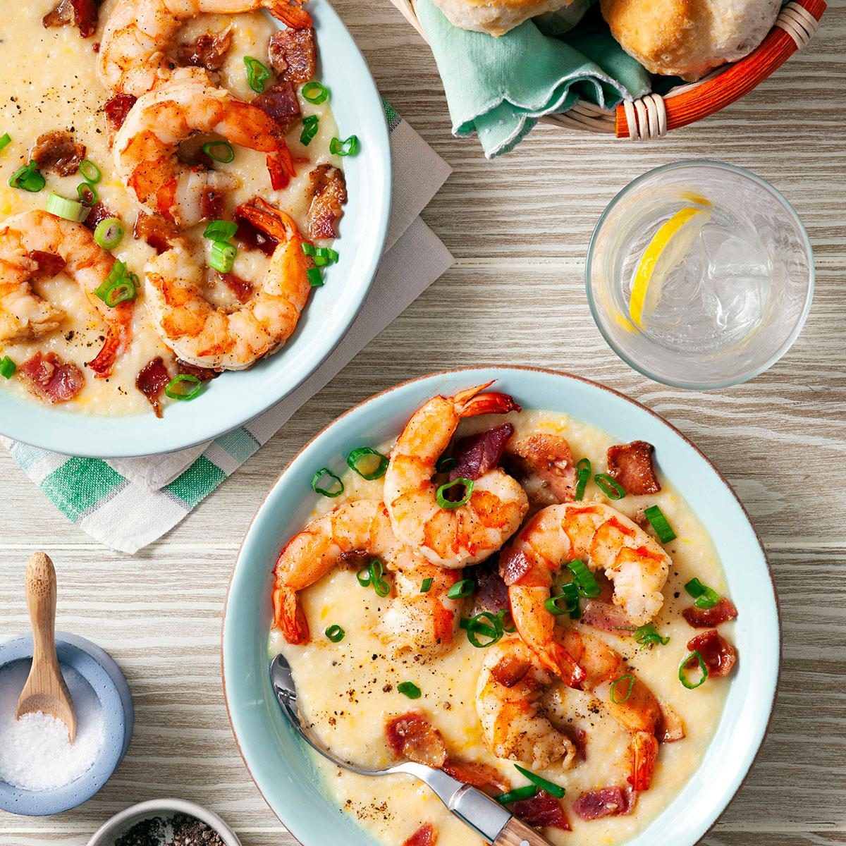 Southern Shrimp Grits Exps Ft24 140896 Jr 0213 1