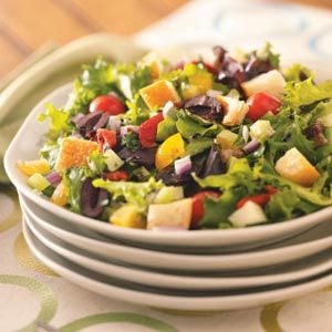 Tuscan Tossed Salad