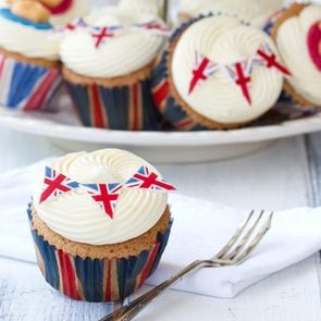 Royal cupcakes