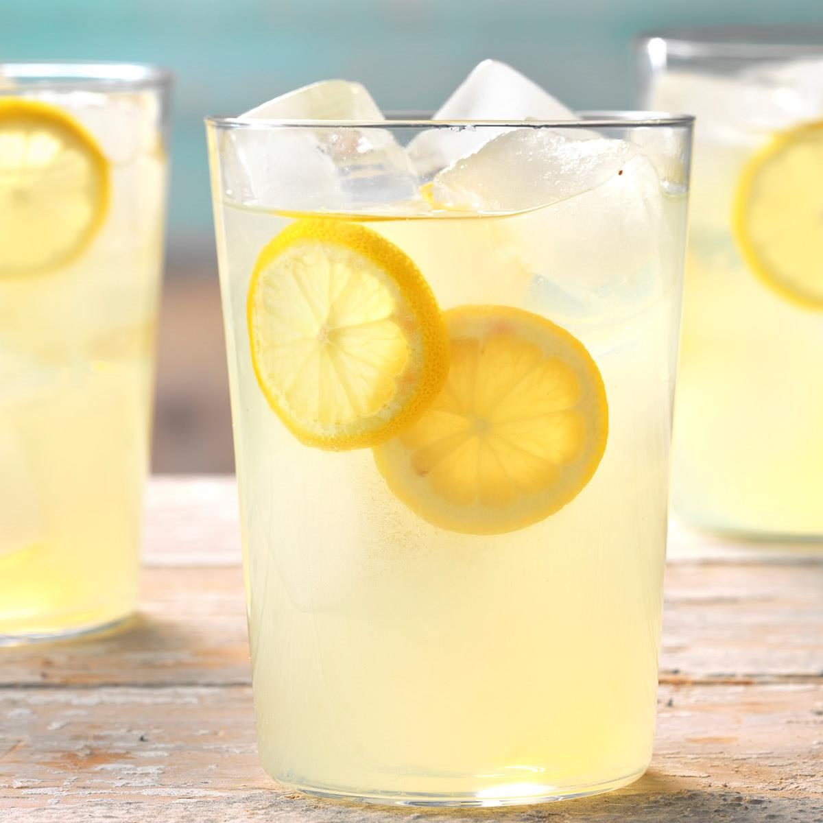 15 White Rum Drinks for Your Next Party
