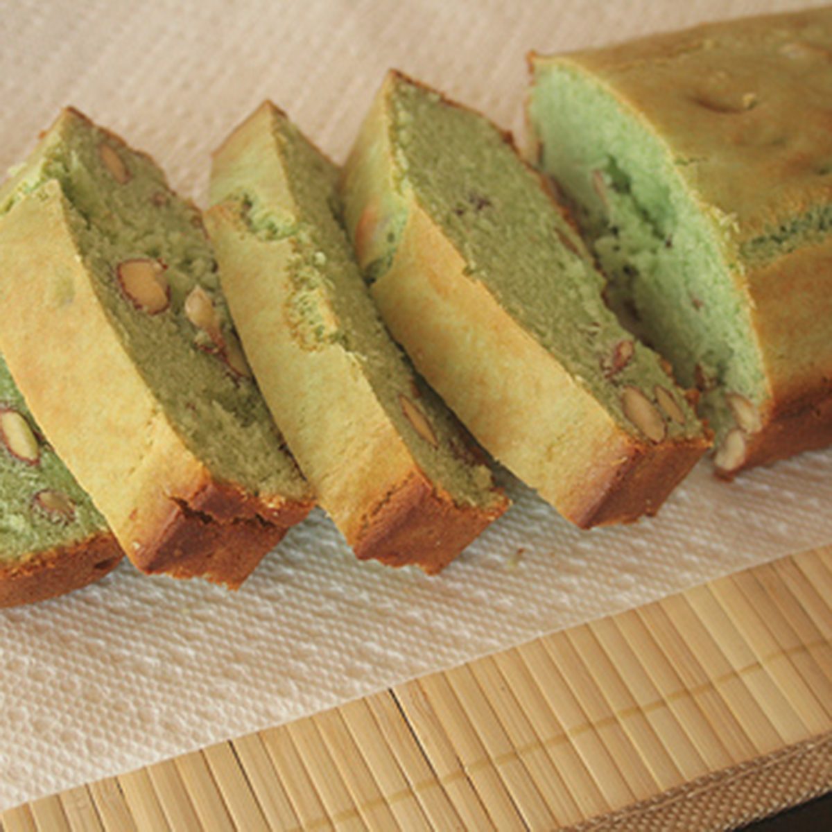 pistachio ice cream bread