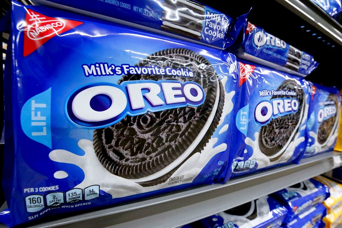 Here’s How to Eat an Oreo the RIGHT Way, According to the Oreo Team