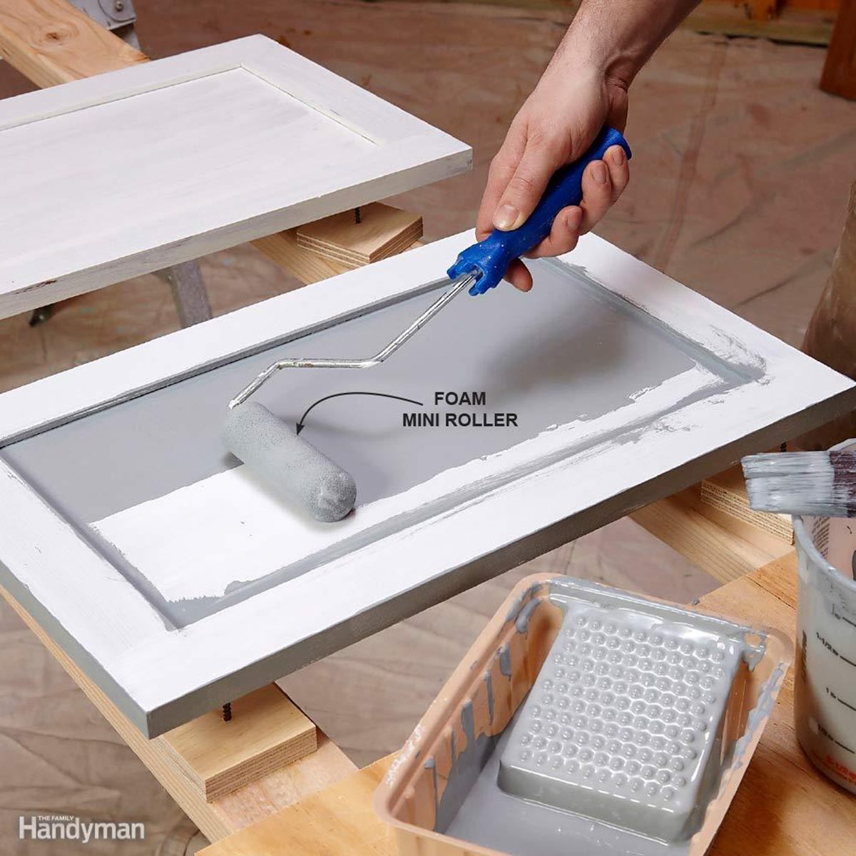 painting with mini roller