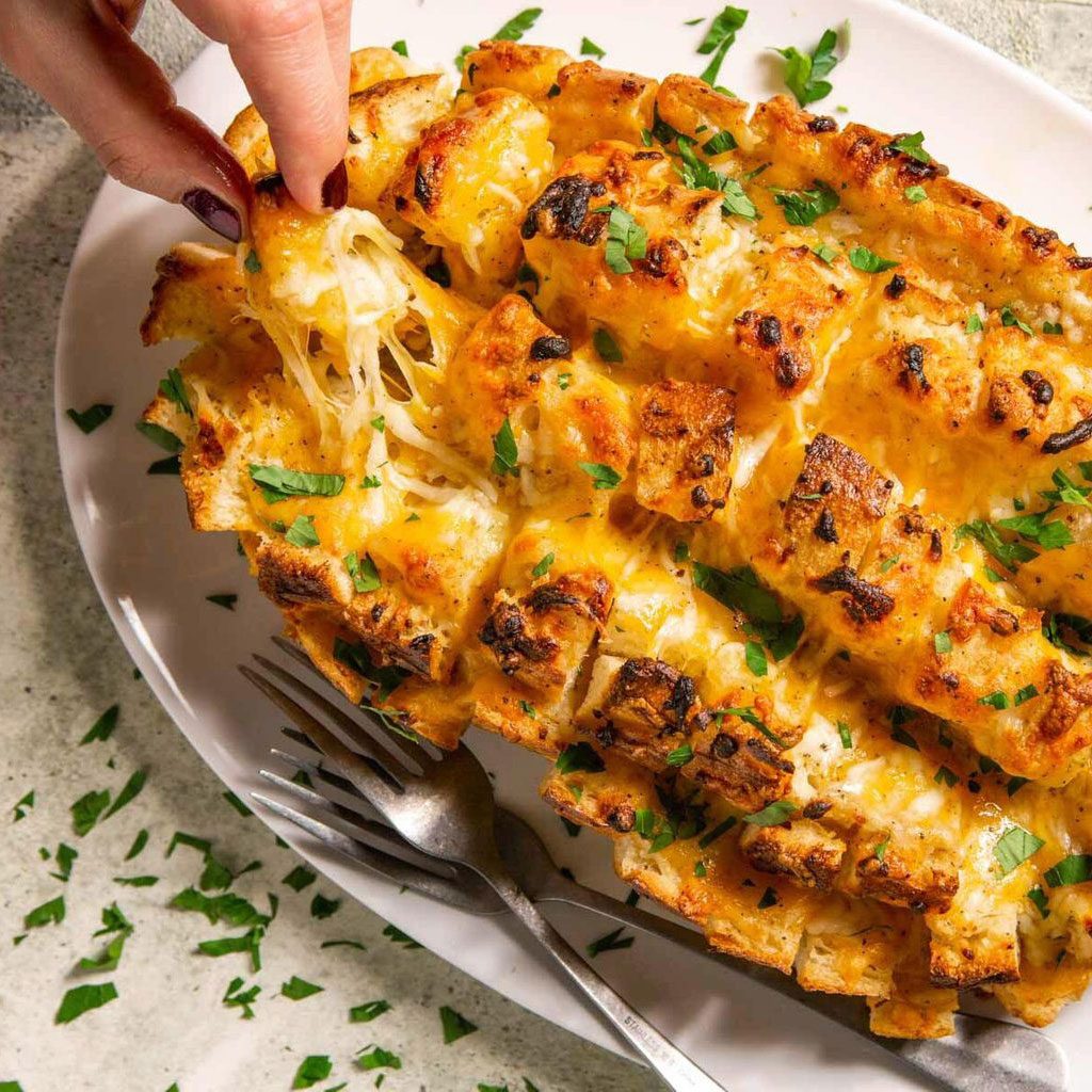 Cheesy Pull-Apart Bread
