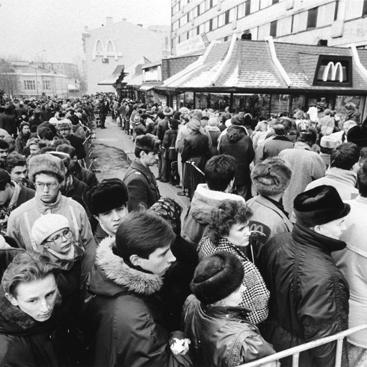 Hundreds of Soviets crowded around the first McDonald