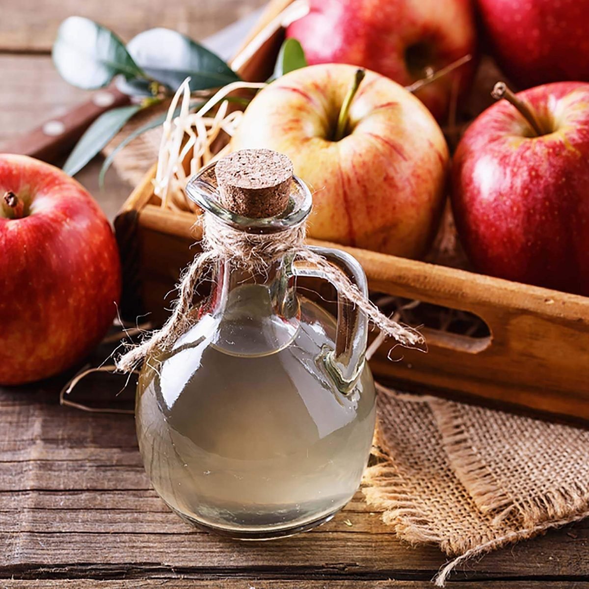 apples and apple cider vinegar