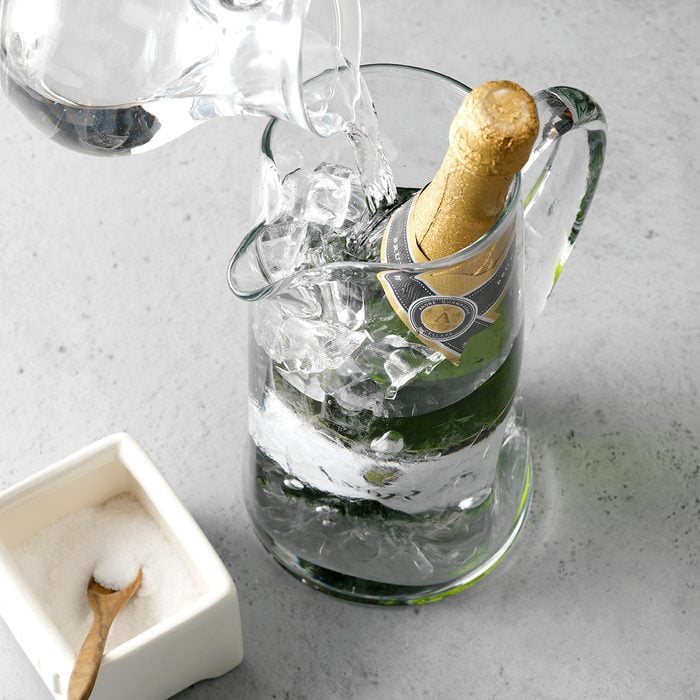 Kitchen Hack Chilling Wine Bottle