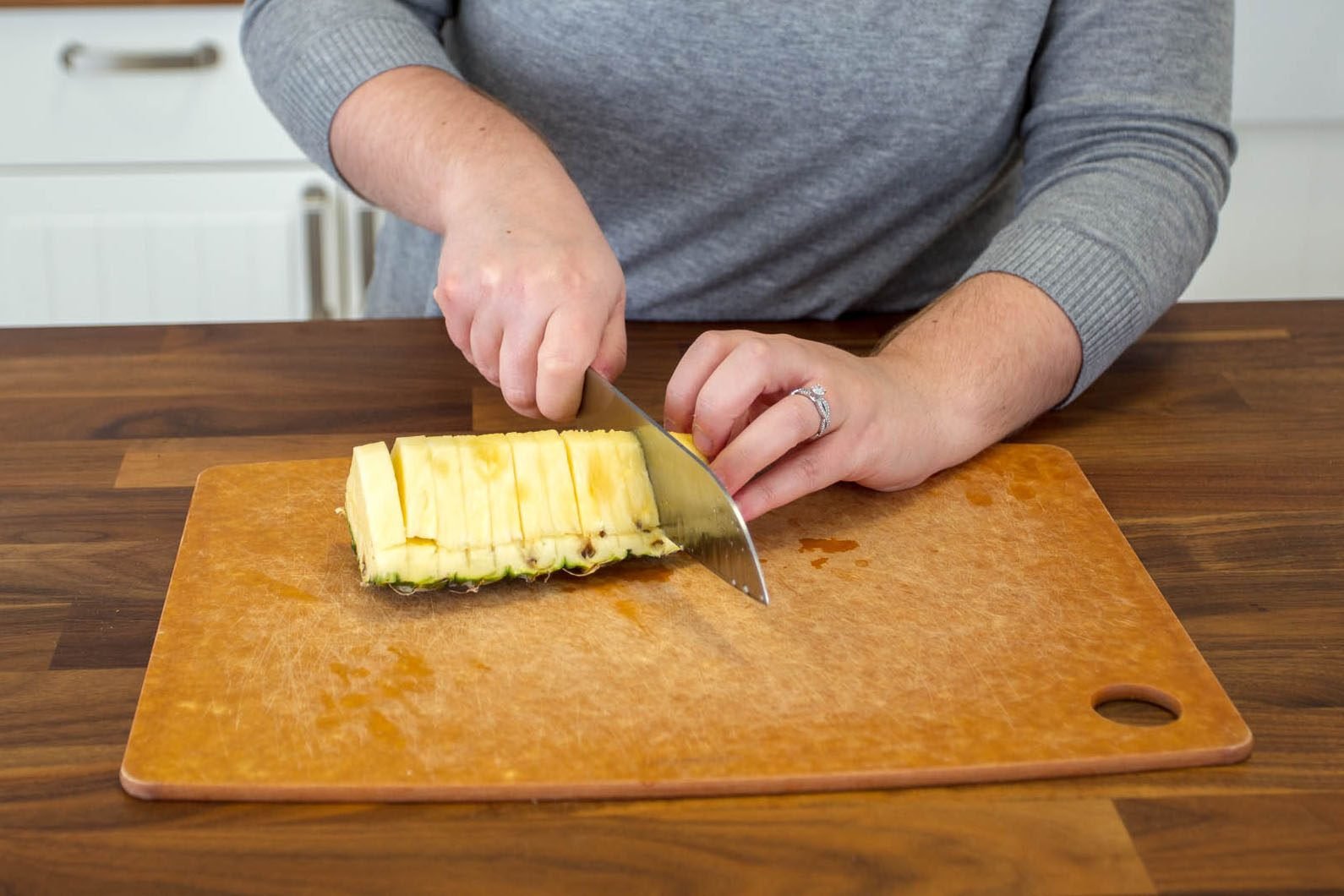 how to pineapple