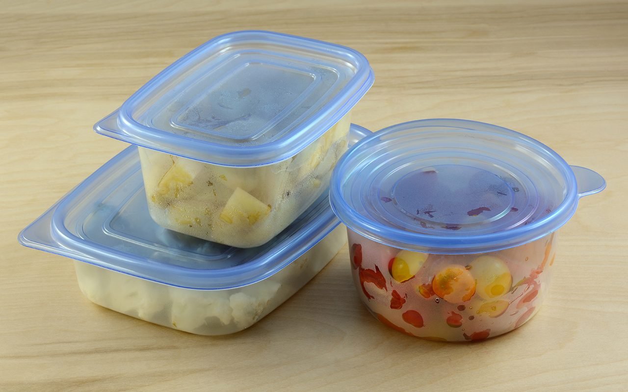 Should I Worry About Condensation on Food Container Lids?