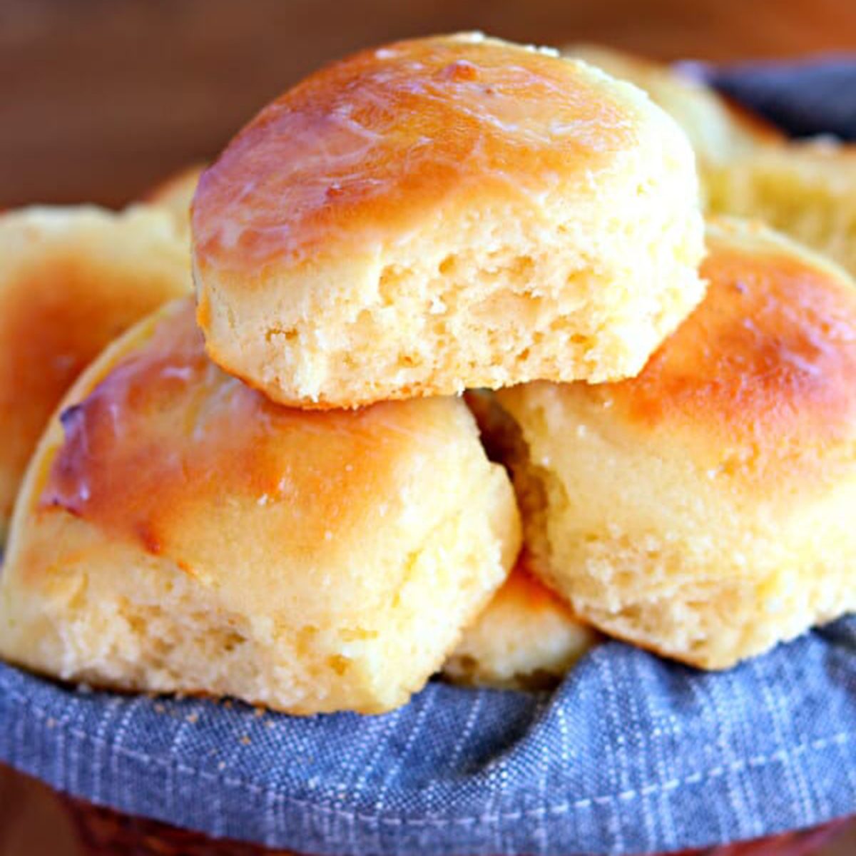 Gluten-Free Dinner Rolls {Dairy-Free Option}