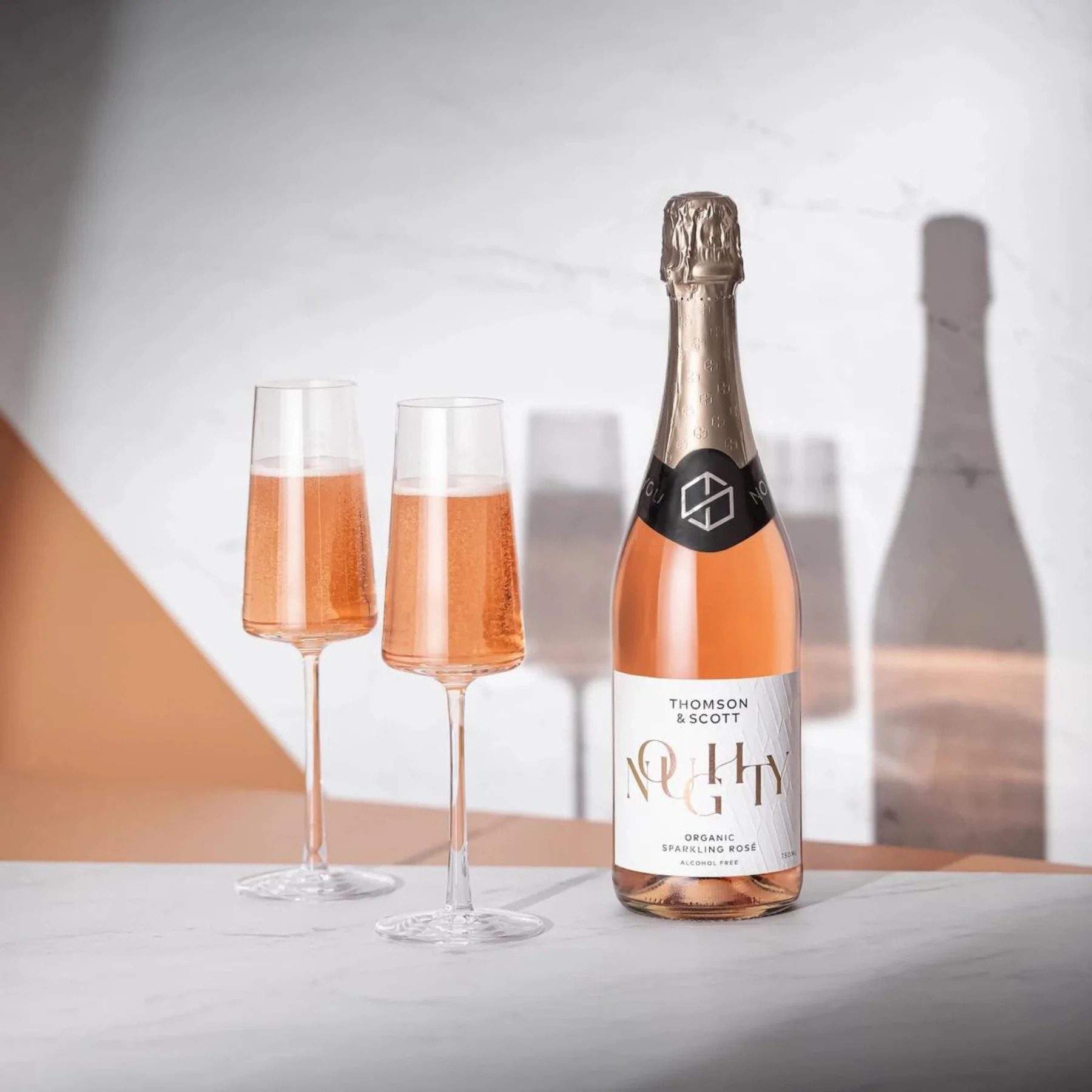 10 Best Non-Alcoholic Champagnes and Sparkling Wines