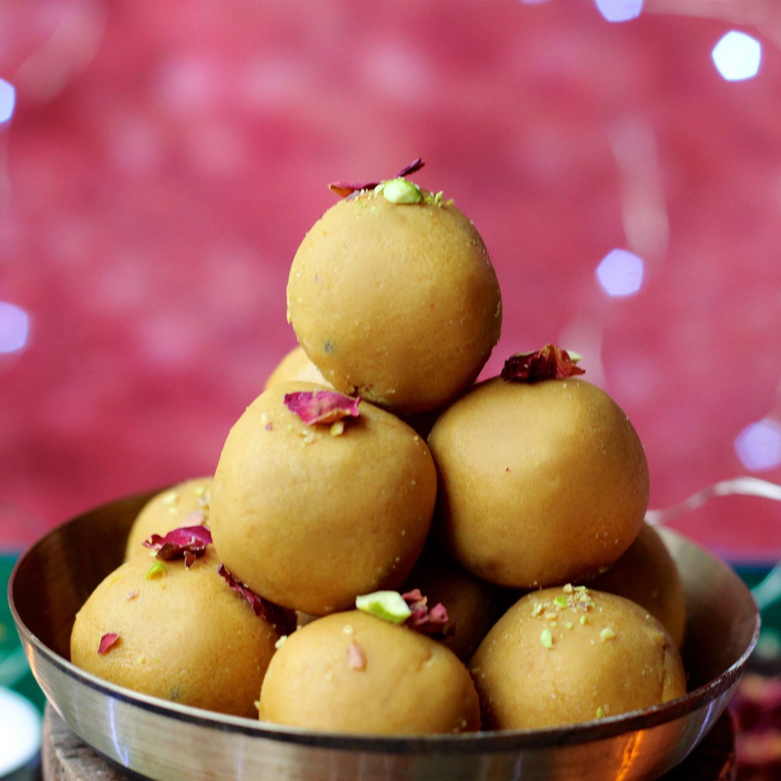 Besan Laddu