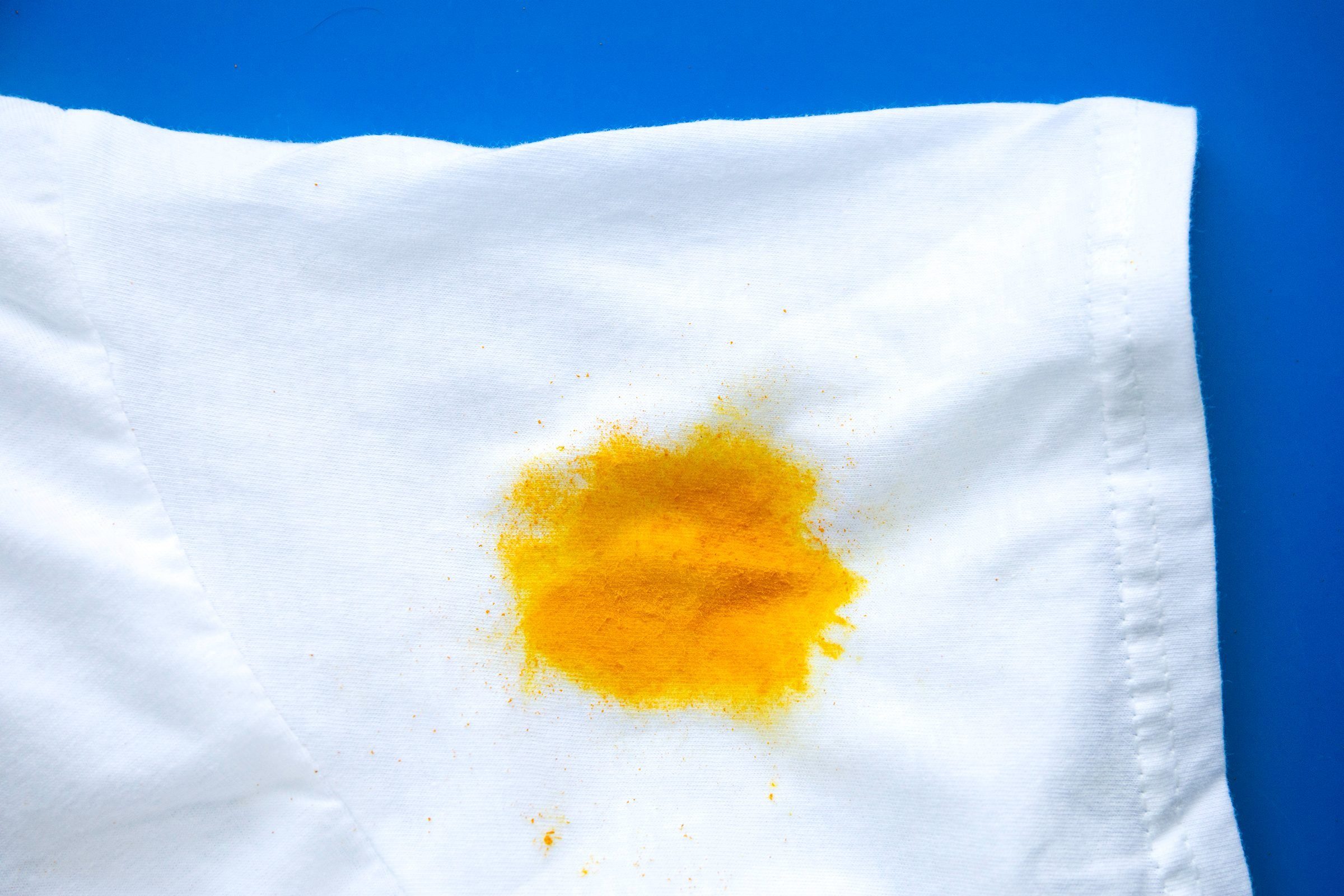how to get turmeric stains out of clothes