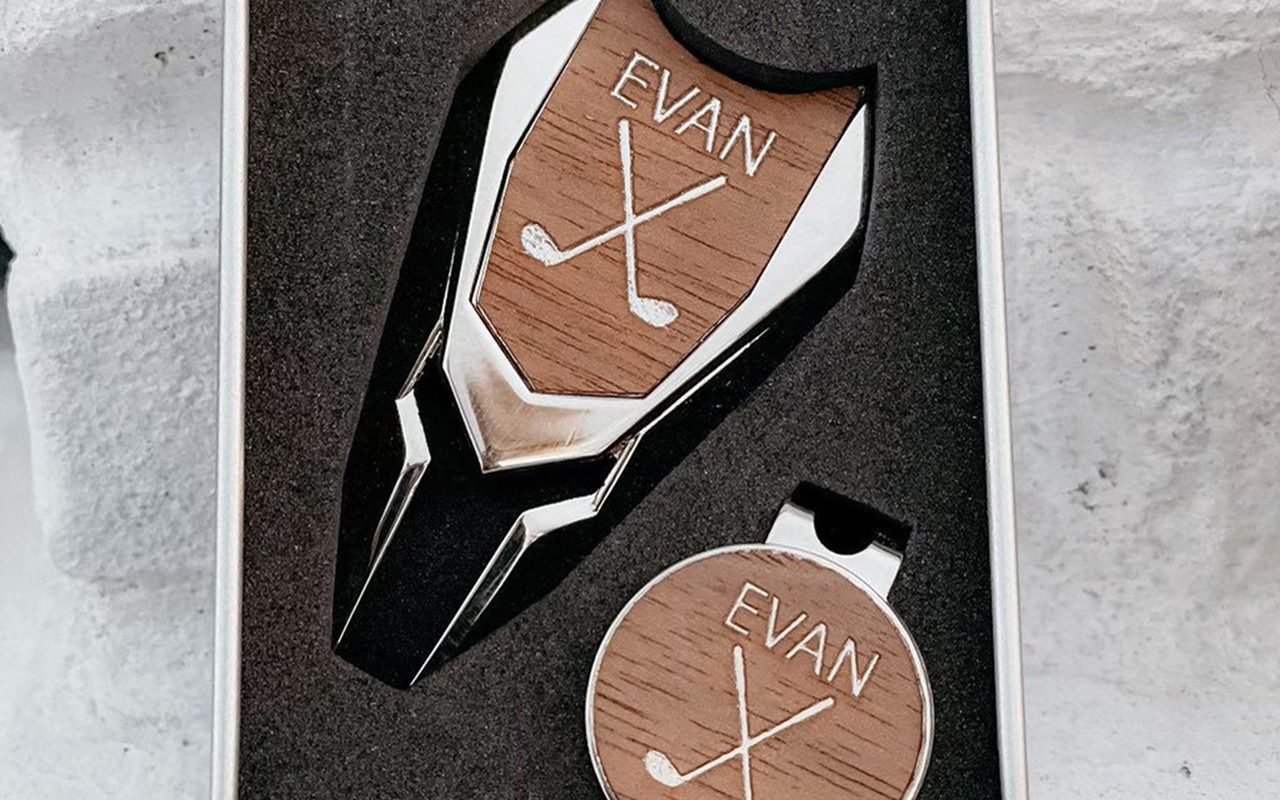 Groomsmen Gifts & Favors: Best Presents to Appreciate Your Wedding Party