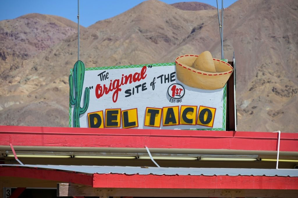 Yermo Exteriors And Landmarks - 2021