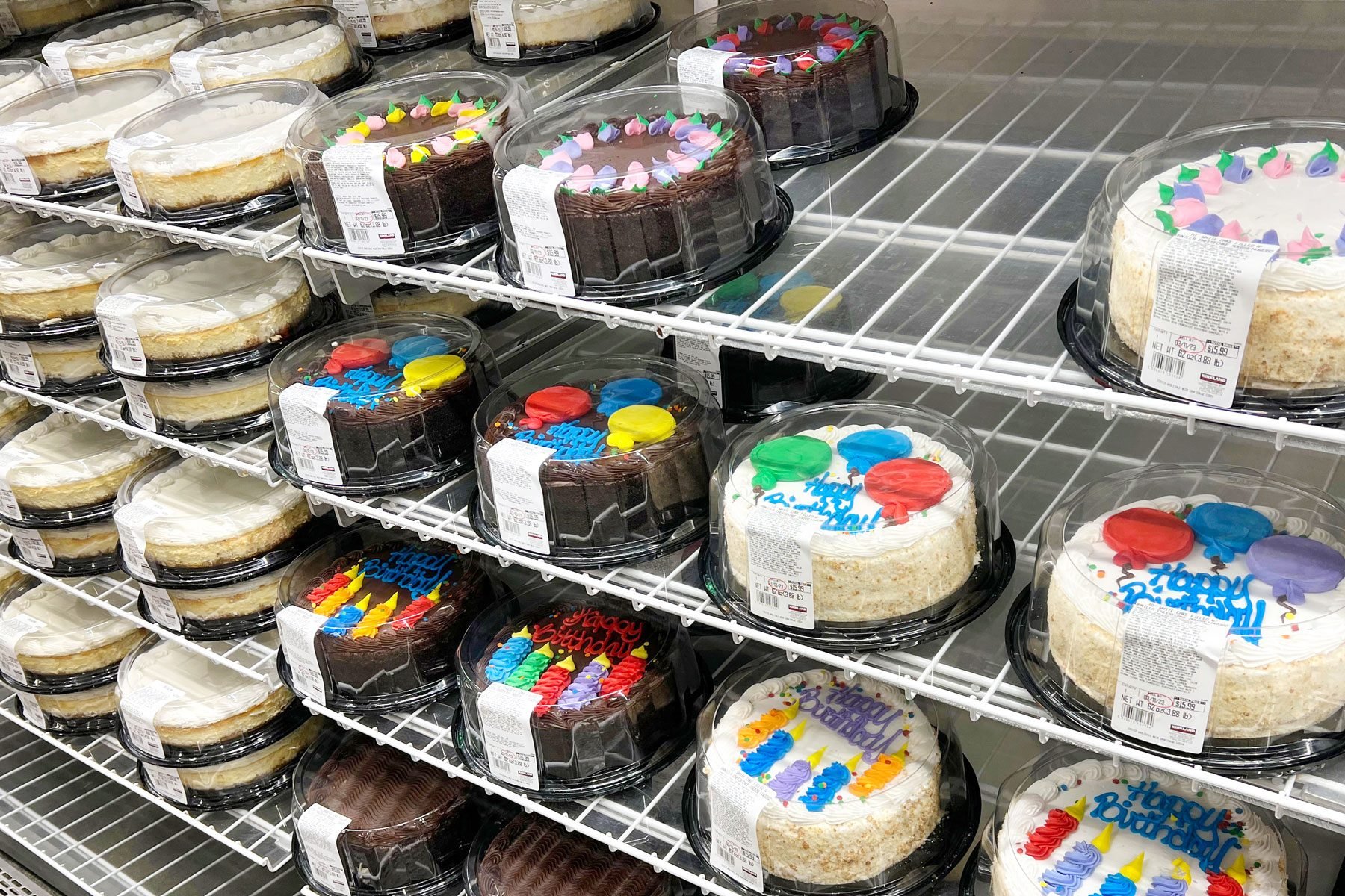 10 Things You Need to Know Before Buying Costco Cakes