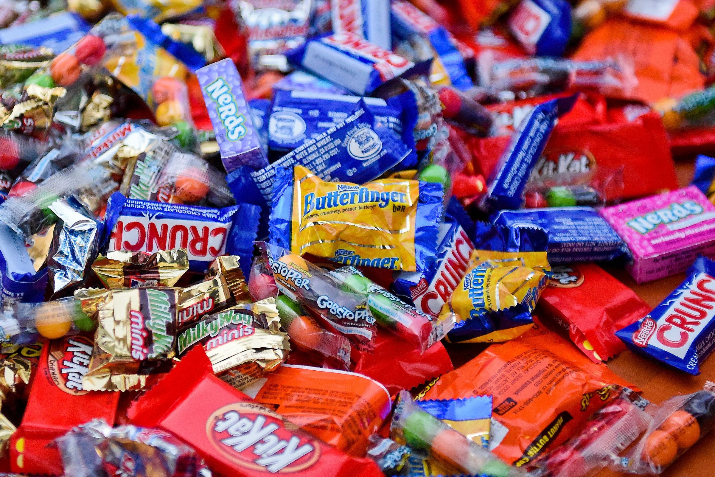 This Map Shows the Most Popular Halloween Candy in Your State