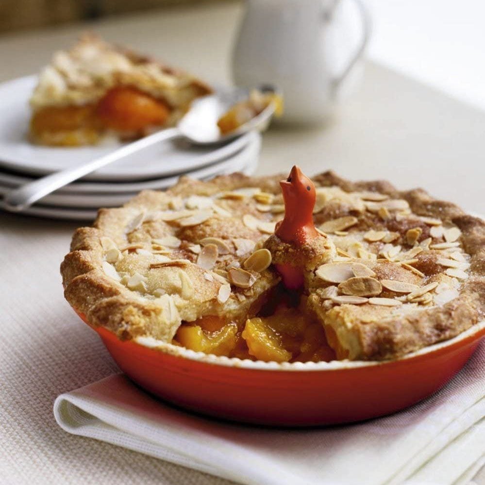 Le Creuset Stoneware Pie Bird