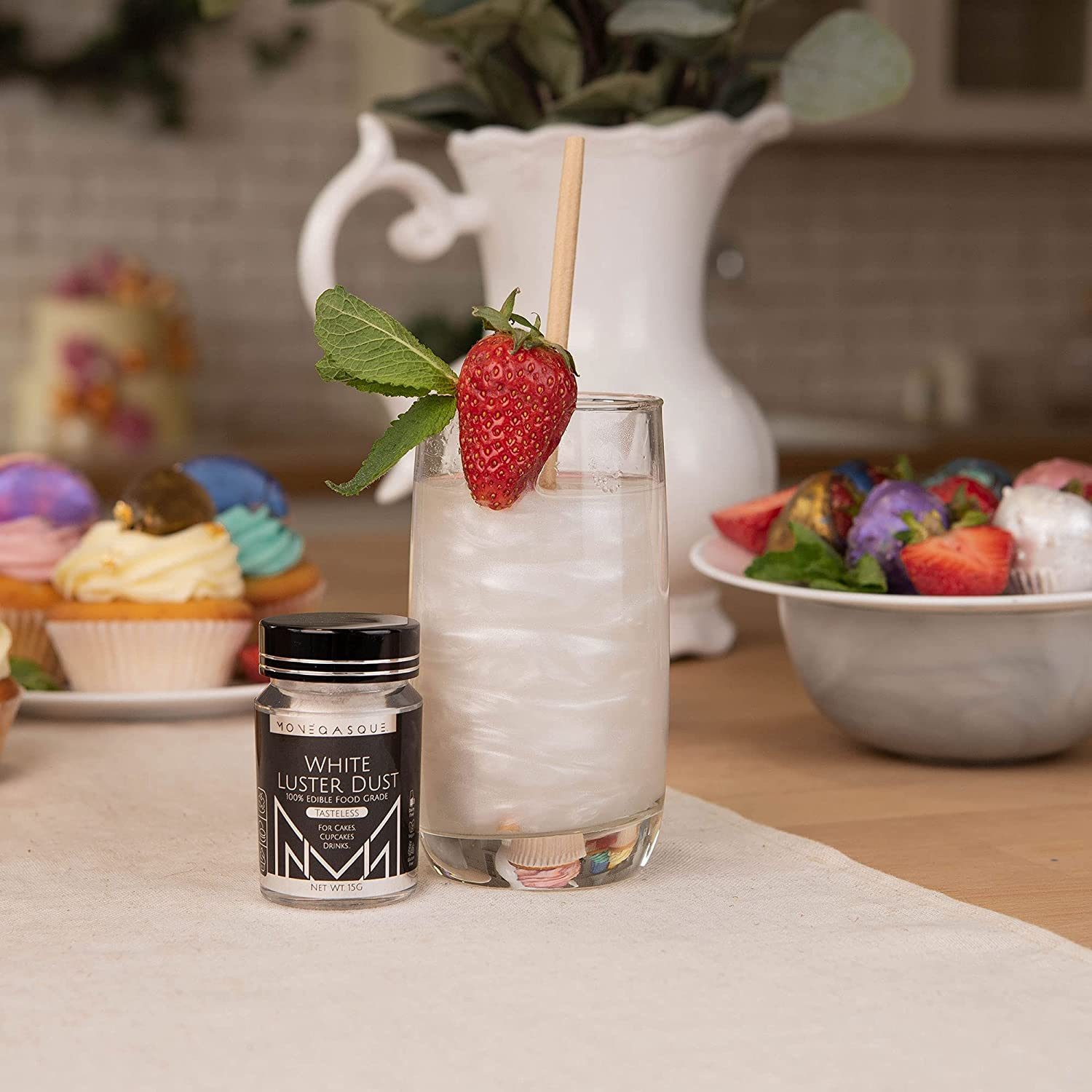 Monegasque White Edible Cake Glitter Luster Ecomm Via Amazon.com