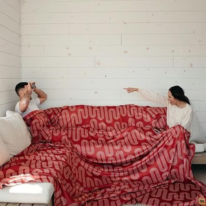 A Giant Blanket gift for your Valentine