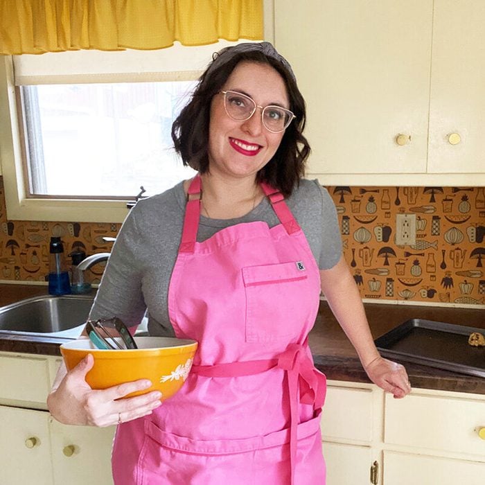 Lisa Kaminski in Hedley & Bennett apron