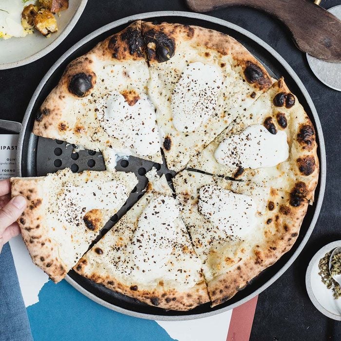 Pizzana Cacio E Pepe Pizza