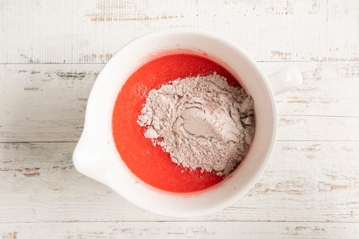 how to make a gluten free red velvet cake step 3