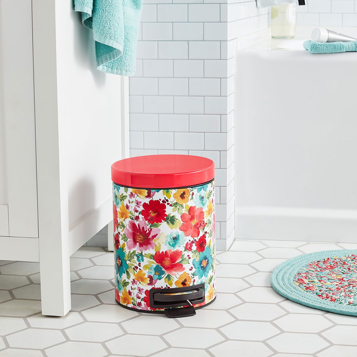 The Pioneer Woman Blossom Garbage Can