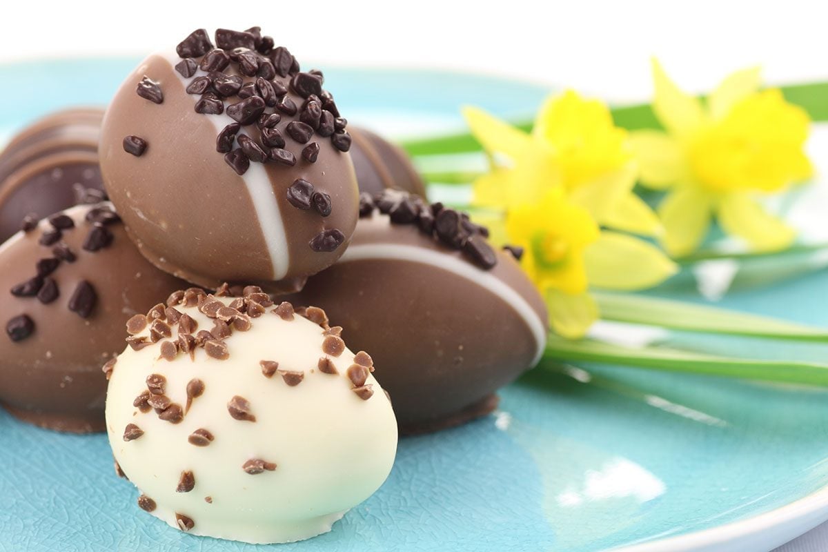 Sam’s Club Is Selling 24-Count Easter Egg Cake Bites and They’re Adorable