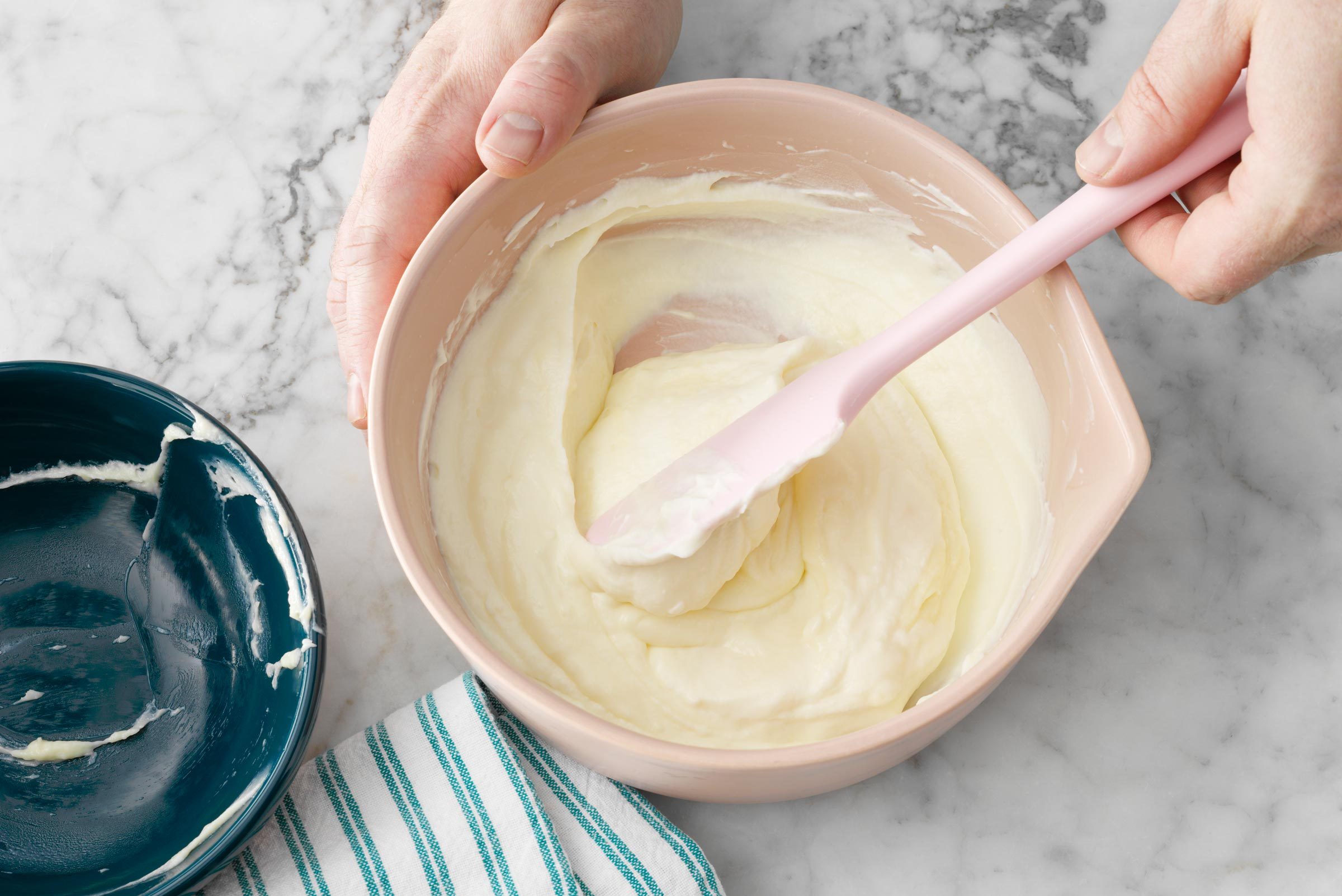 Tohcom23 272334 Dr 04 13 9b Olive Garden Black Tie Mousse Cake Tmb Studio