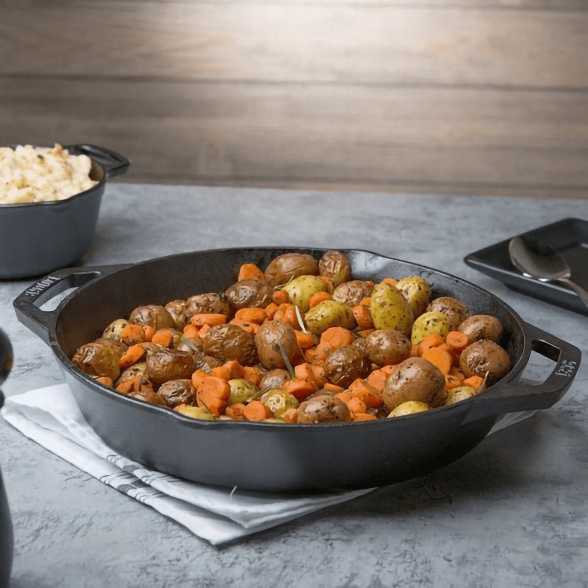 Lodge Dual Handle Cast Iron Pan