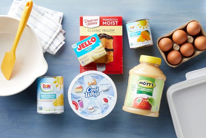 Ingredients for pig pickin’ cake