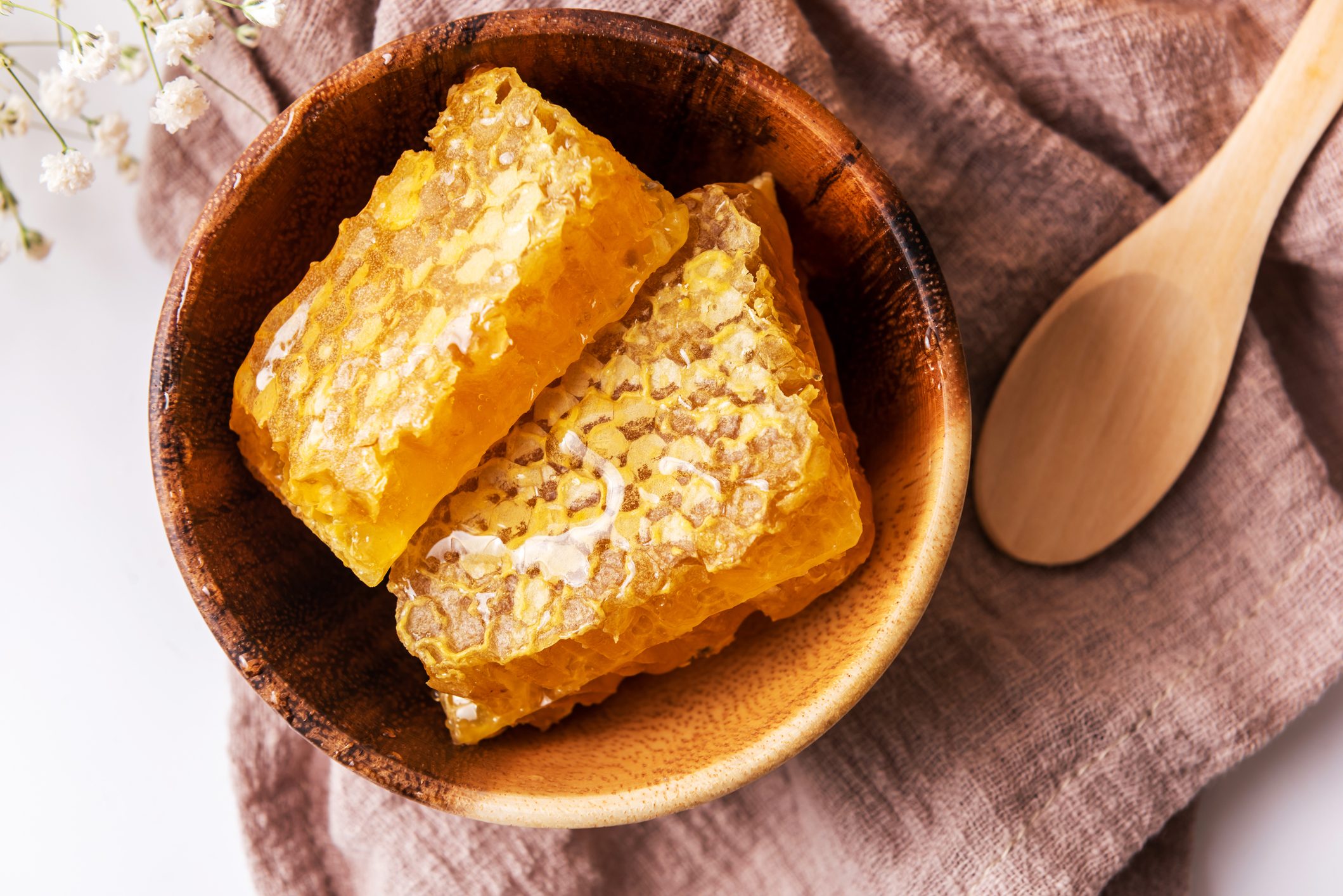 Honeycombs with honey