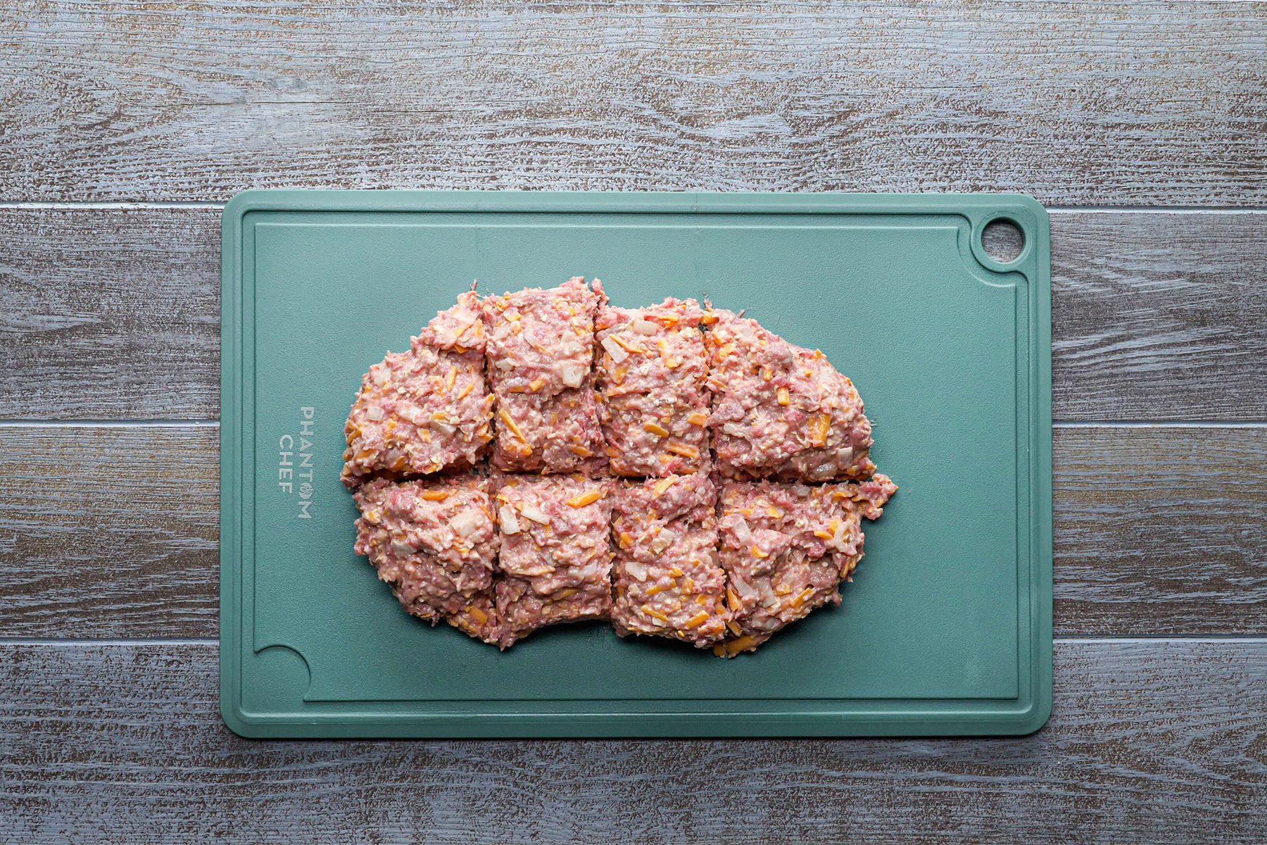 Li'l Cheddar Meat Loaves Thvs23 10252 Mf 10 18 Lilcheesymeatloaves 2