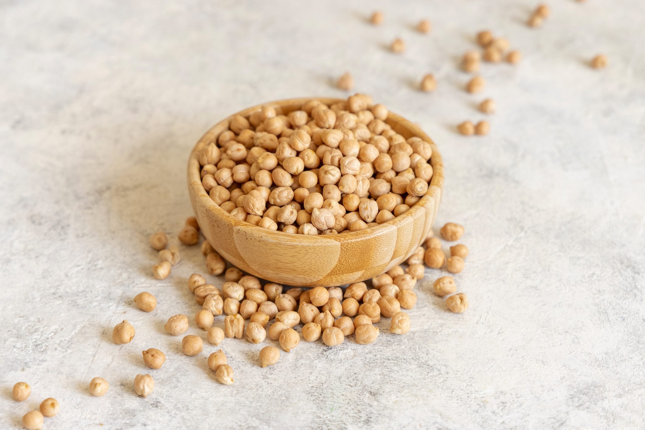 Bowl of raw dry chickpea