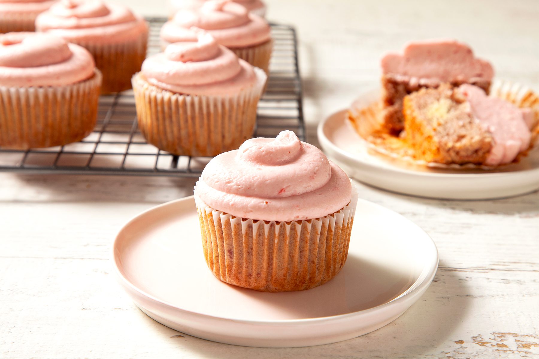 Strawberry Cupcakes Ft24 276270 Ec 042524 14