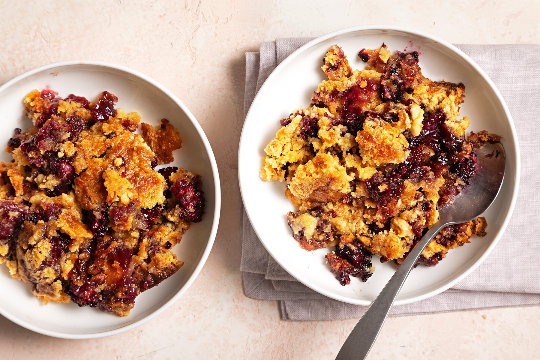 Blackberry Dump Cake Ft24 276946 St 0604 2